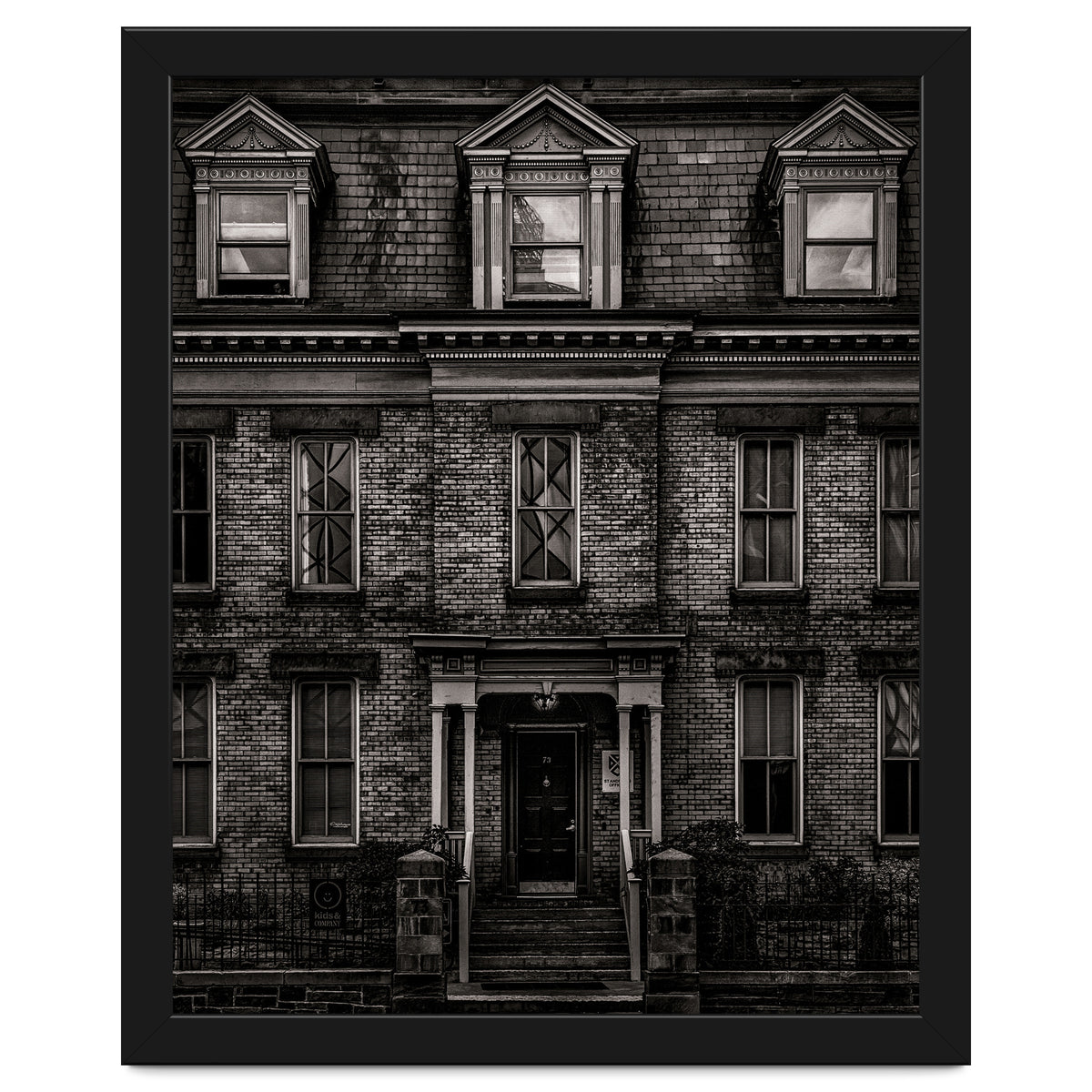 No 73 Simcoe St Toronto Canada