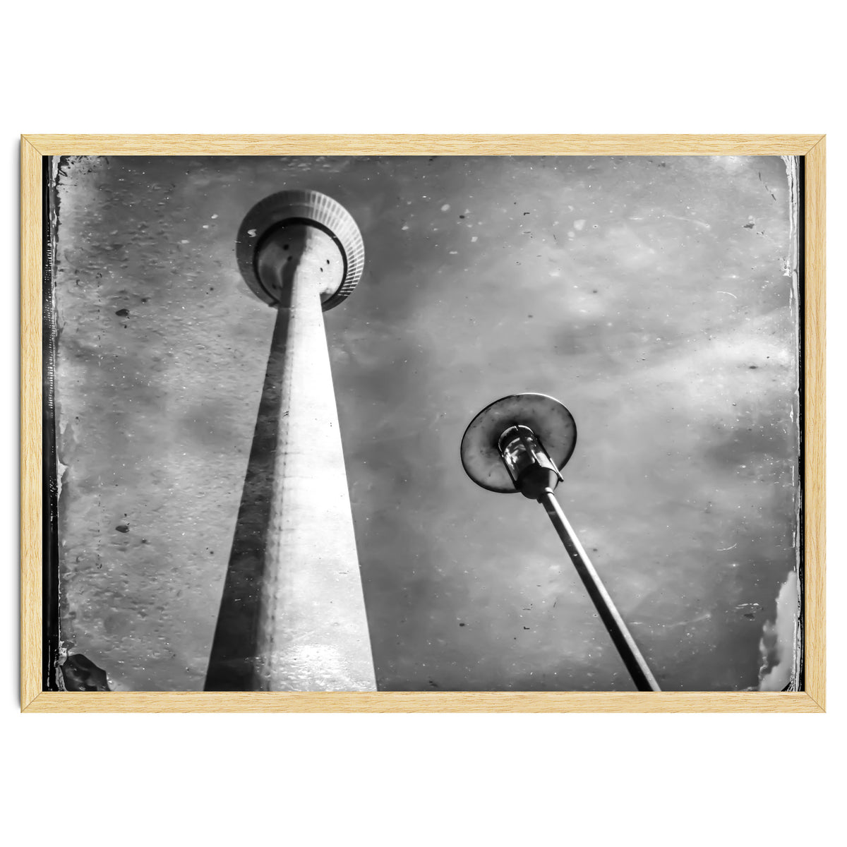 The tower and the lamp