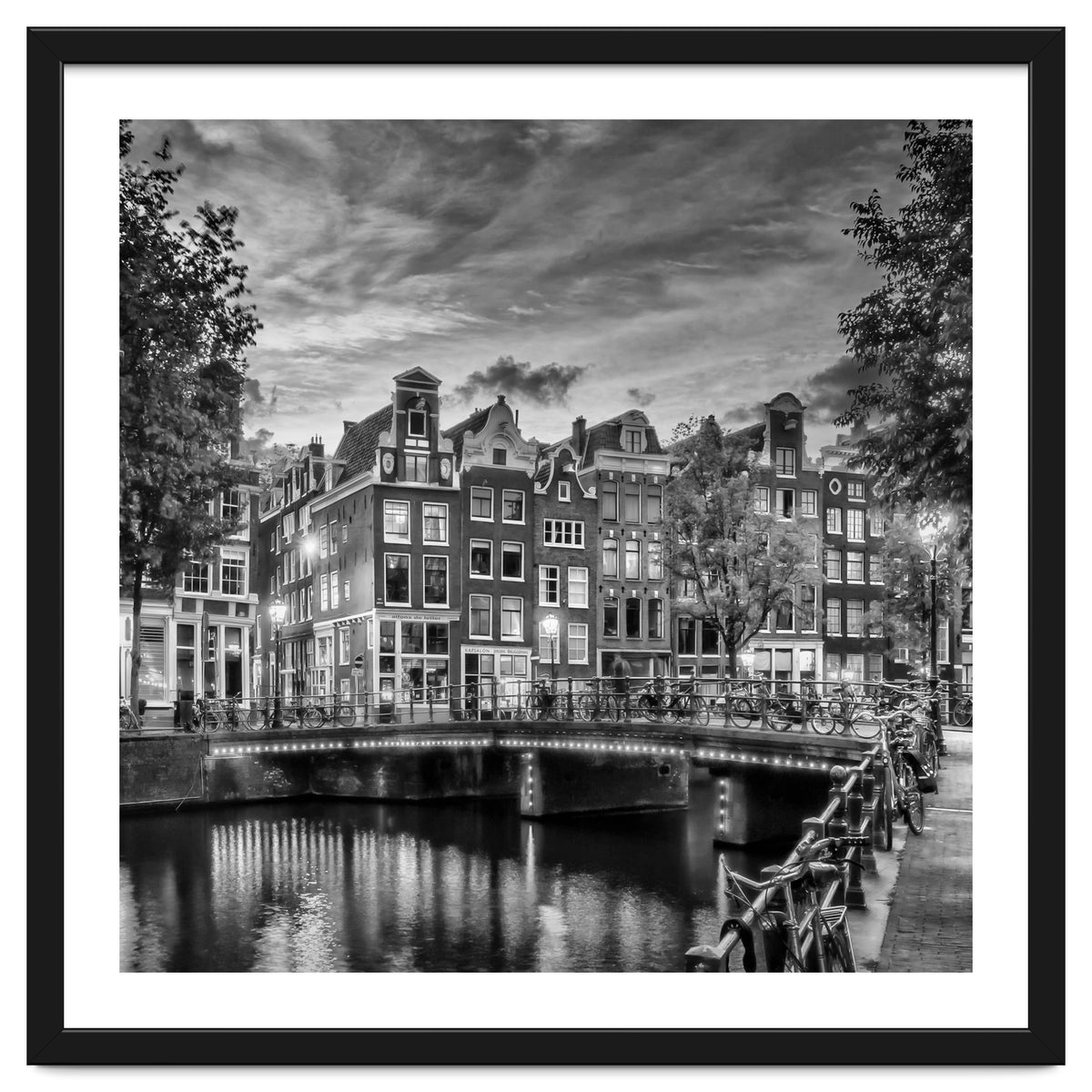 AMSTERDAM Idyllic impression from Singel | Monochrome