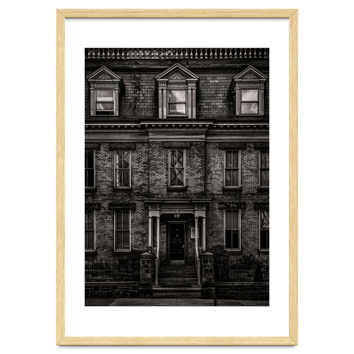 No 73 Simcoe St Toronto Canada