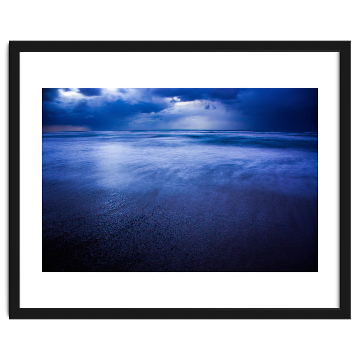 Winter storm over Sidni Ali beach II