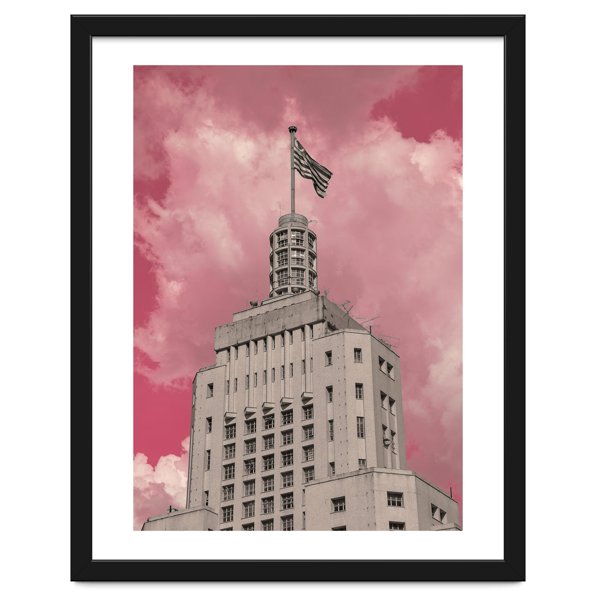 Pink Sky In São Paulo Banespa