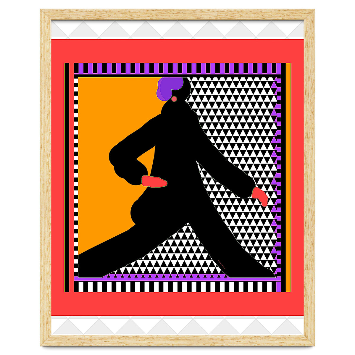 WOMAN WEARING BLACK TAKING A STROLL