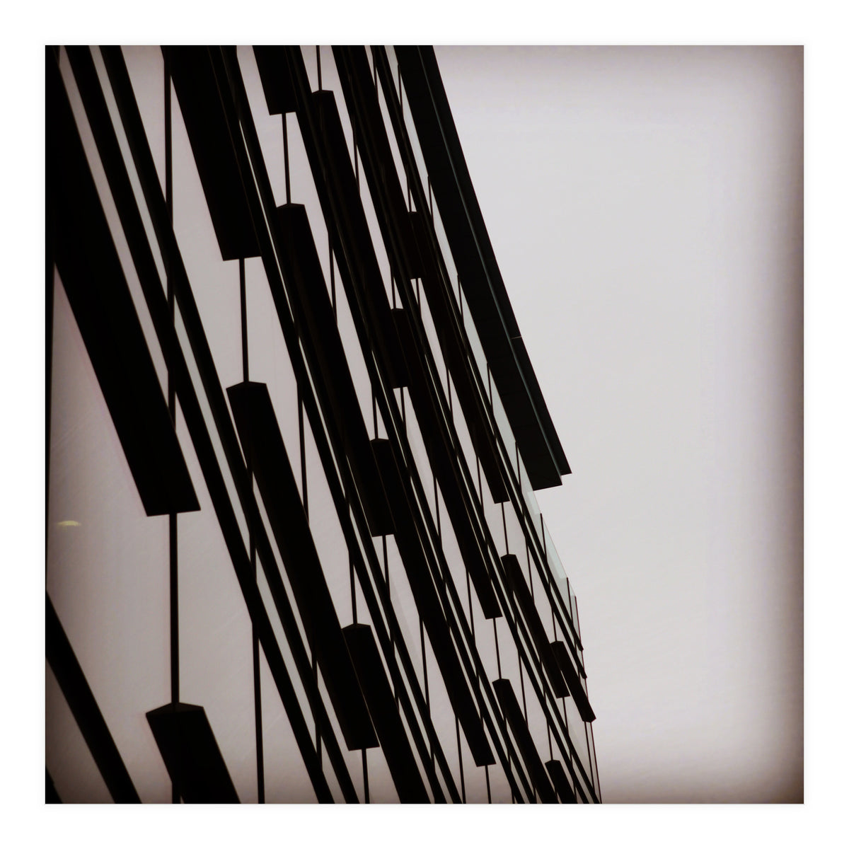 49297170 629 B 473 D B396 E6 A544 Fe82 Bb (Print Only)