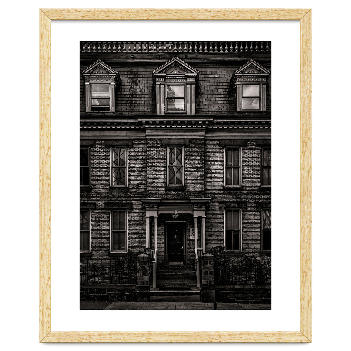 No 73 Simcoe St Toronto Canada