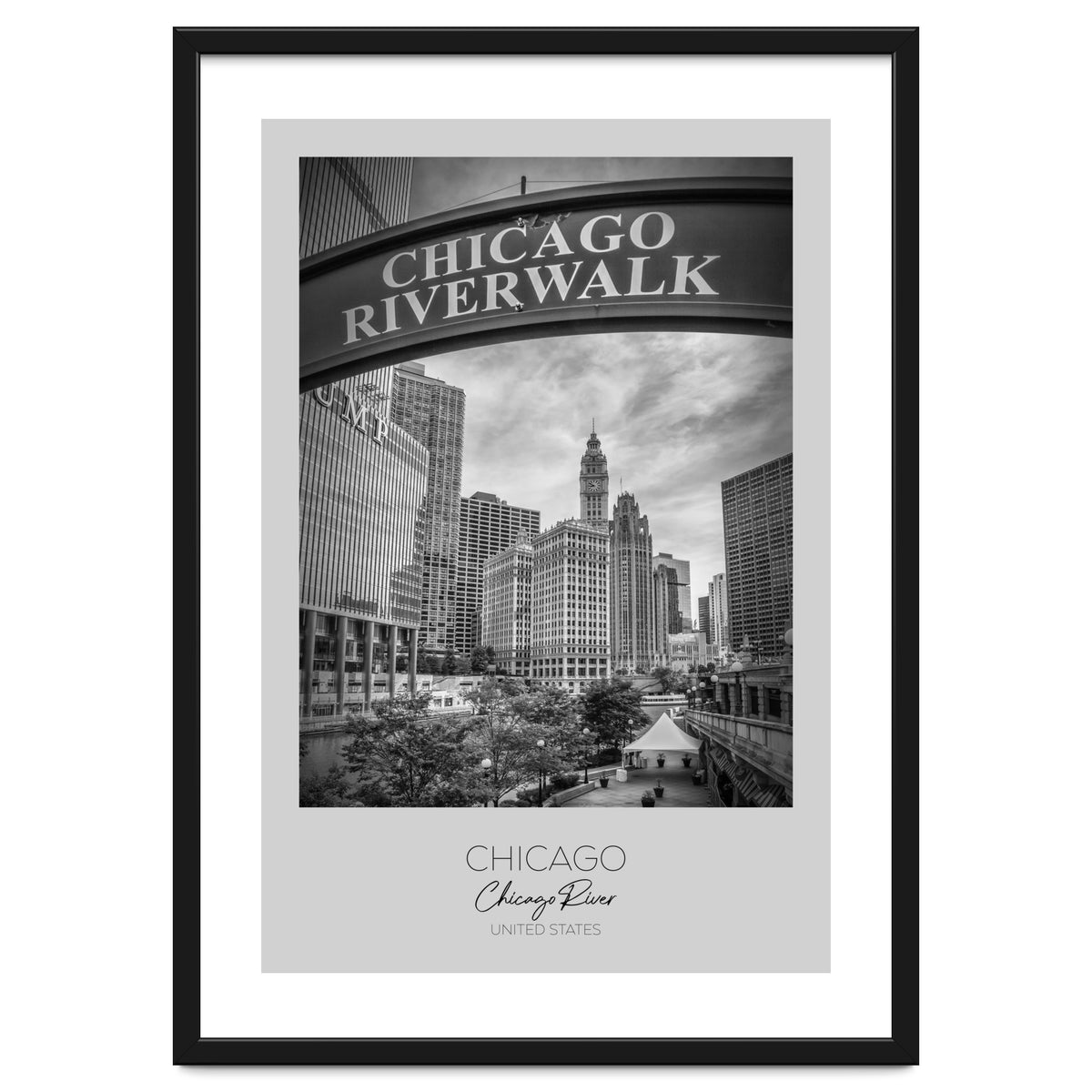 In focus: CHICAGO Riverwalk