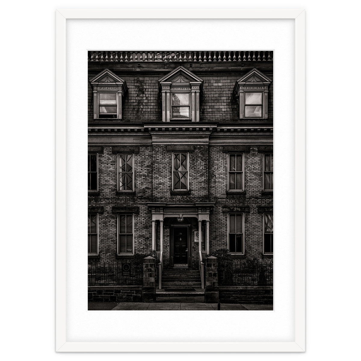 No 73 Simcoe St Toronto Canada