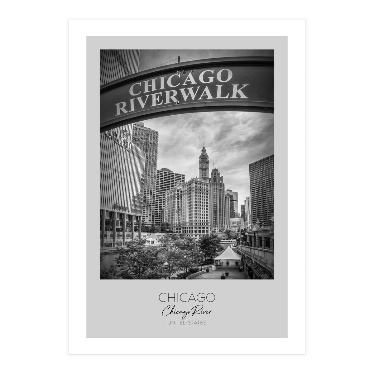 In focus: CHICAGO Riverwalk (Print Only)