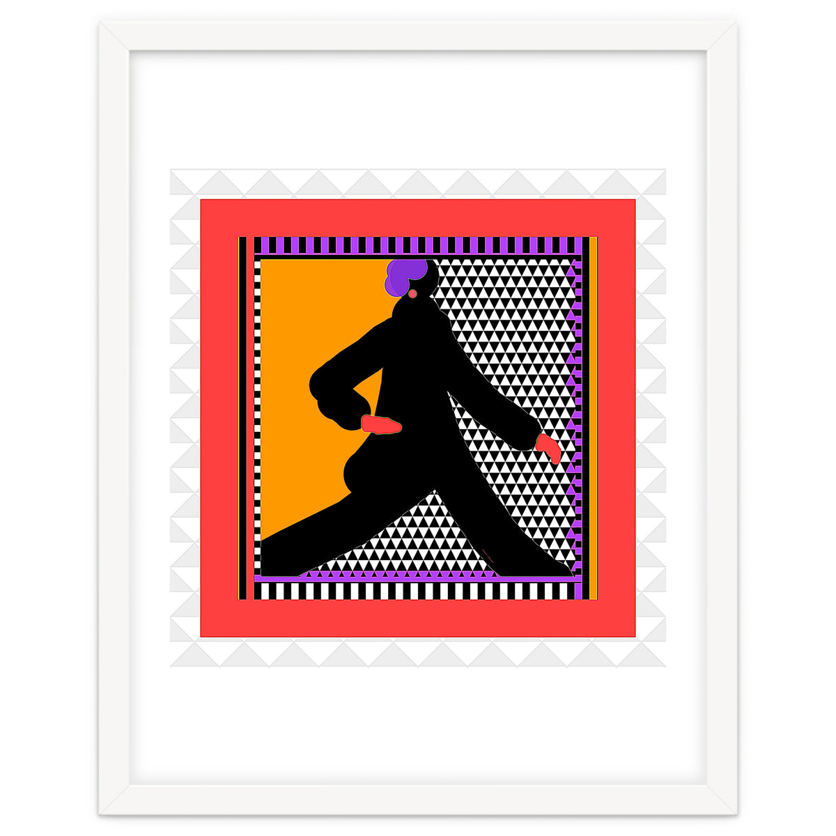 WOMAN WEARING BLACK TAKING A STROLL