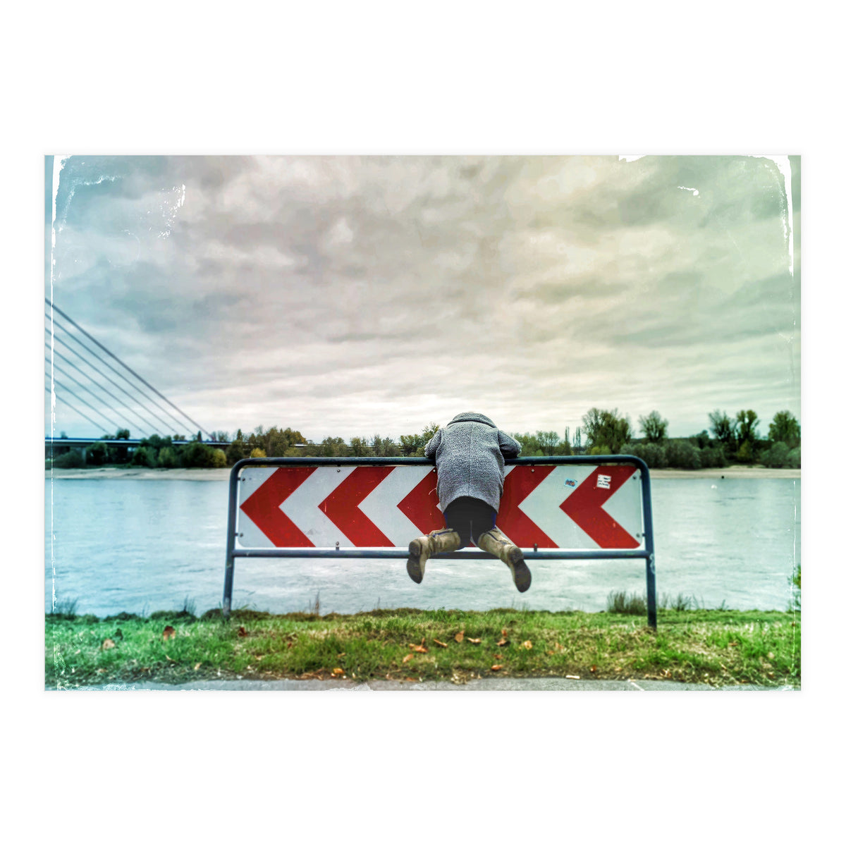 Hanging up (Print Only)