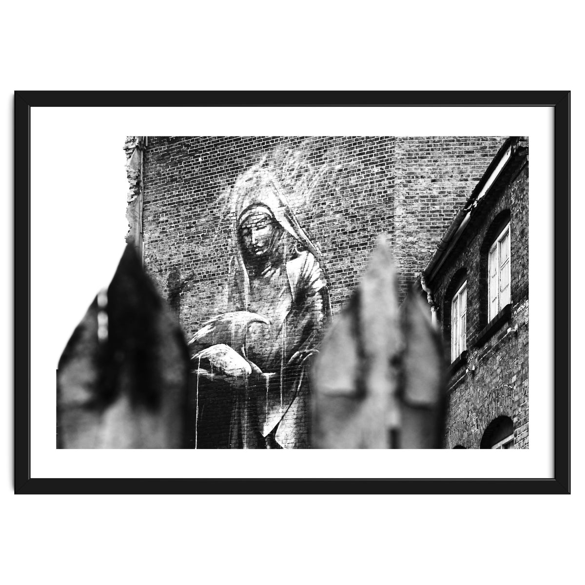 London Street Art - Giving