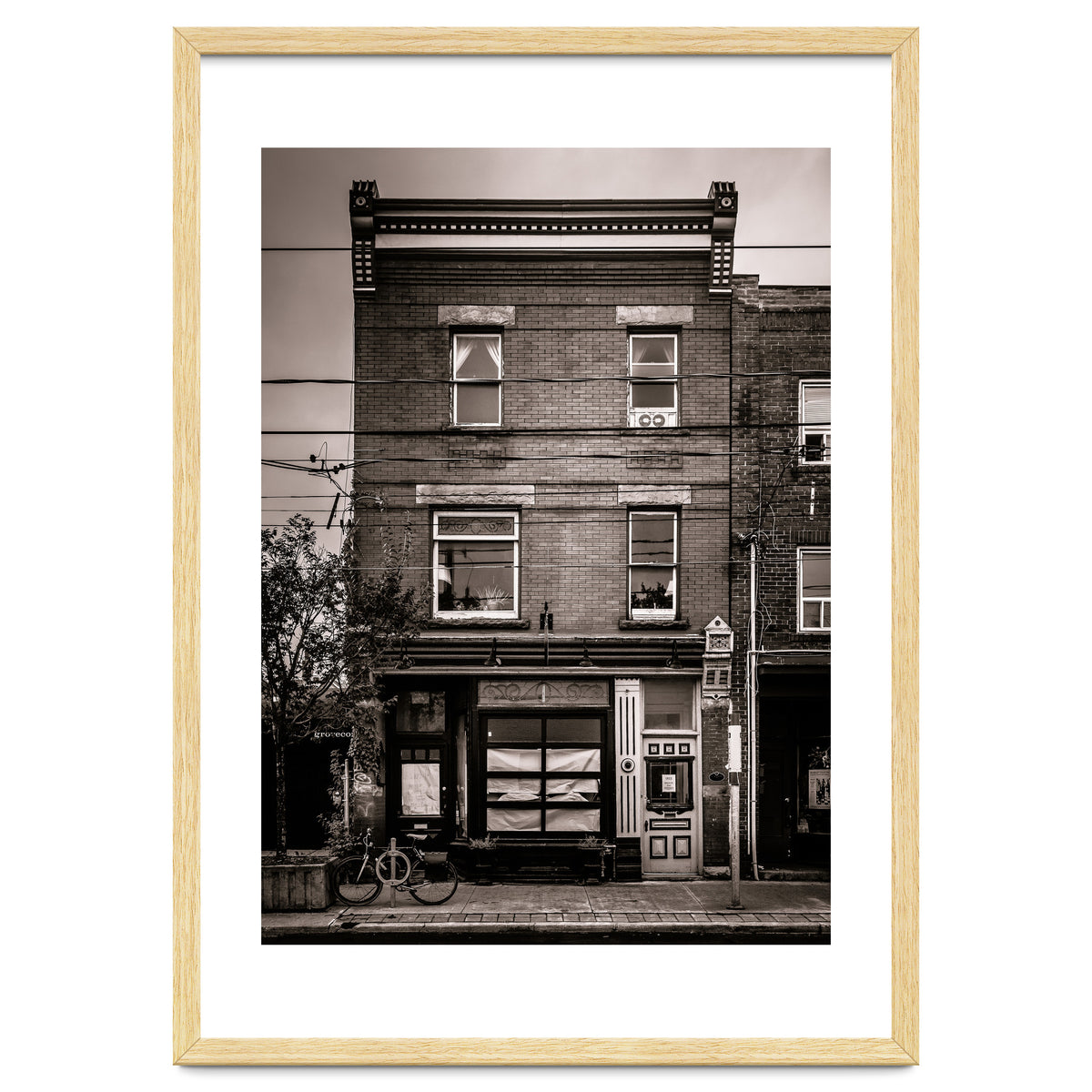 No 993 Queen St E 1 Version 2