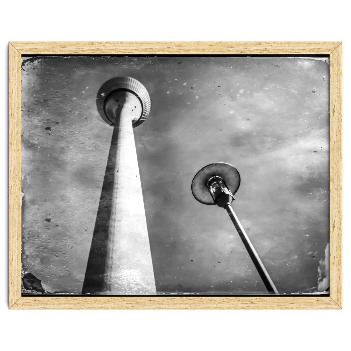 The tower and the lamp