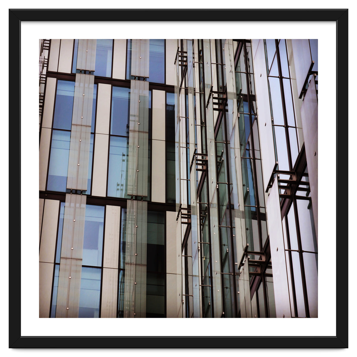 6 C28 F47 D 98 Ee 47 E4 8 B18 Ece357 E88758