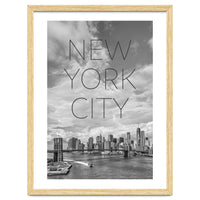 NYC Brooklyn Bridge & Lower Manhattan | Text & Skyline