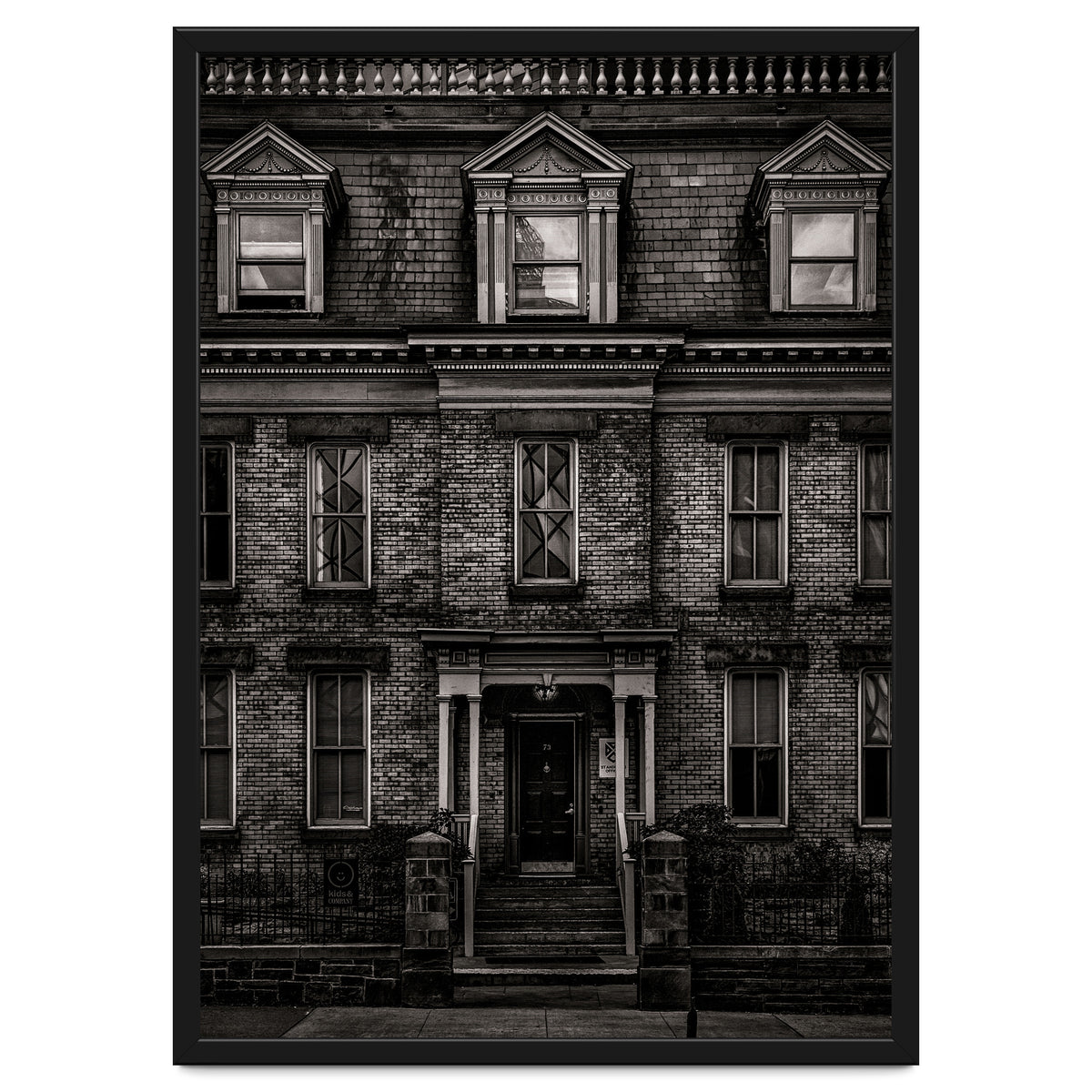 No 73 Simcoe St Toronto Canada