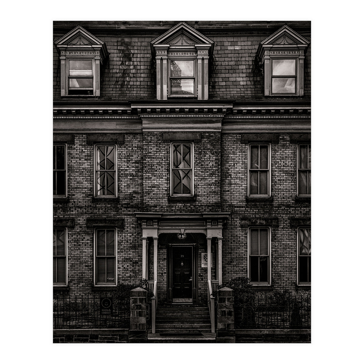 No 73 Simcoe St Toronto Canada (Print Only)