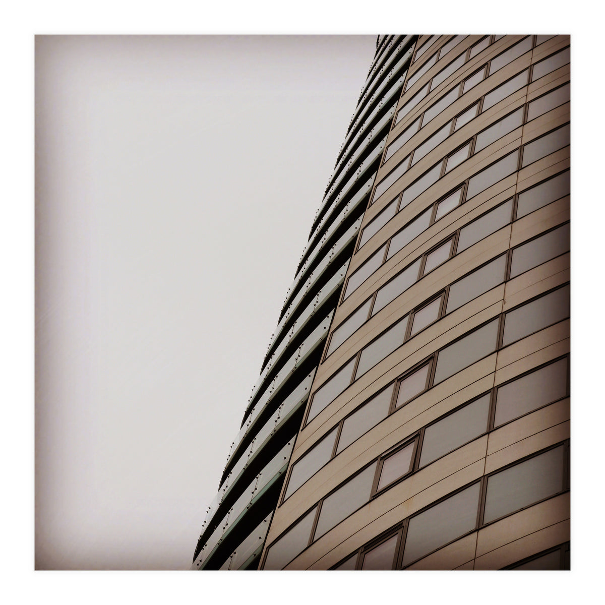 00 Bf026 F Cce7 42 Fe A43 F 4958 A03 D0 F62 (Print Only)