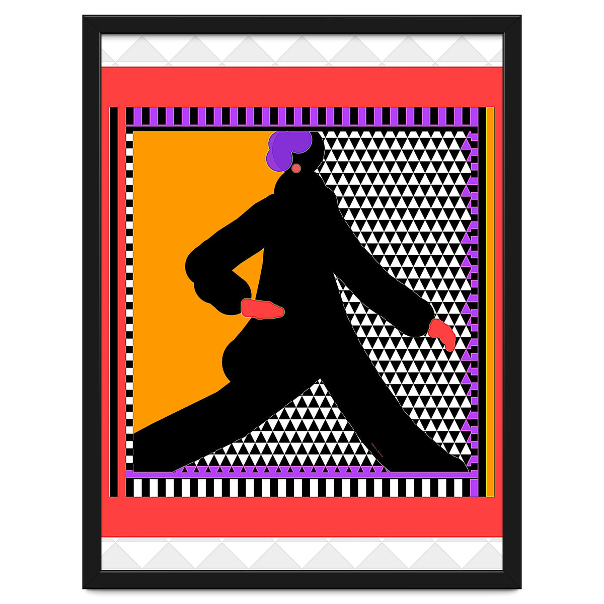 WOMAN WEARING BLACK TAKING A STROLL