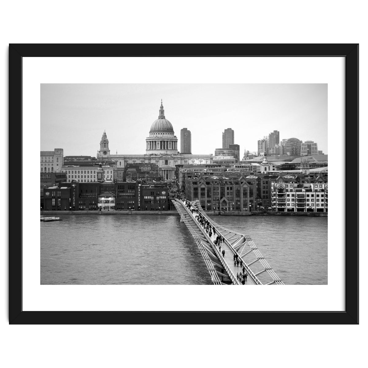 London St Pauls And Millennium Bridge