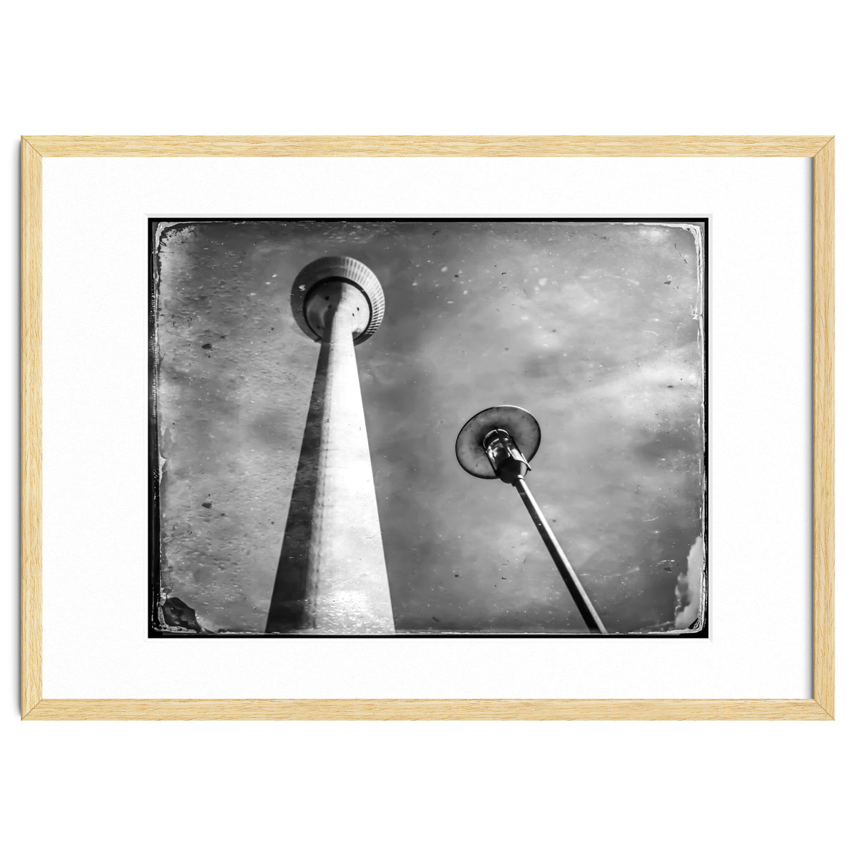 The tower and the lamp