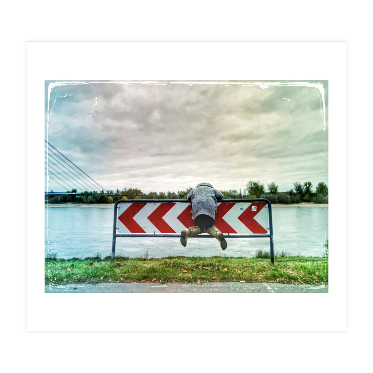 Hanging up (Print Only)