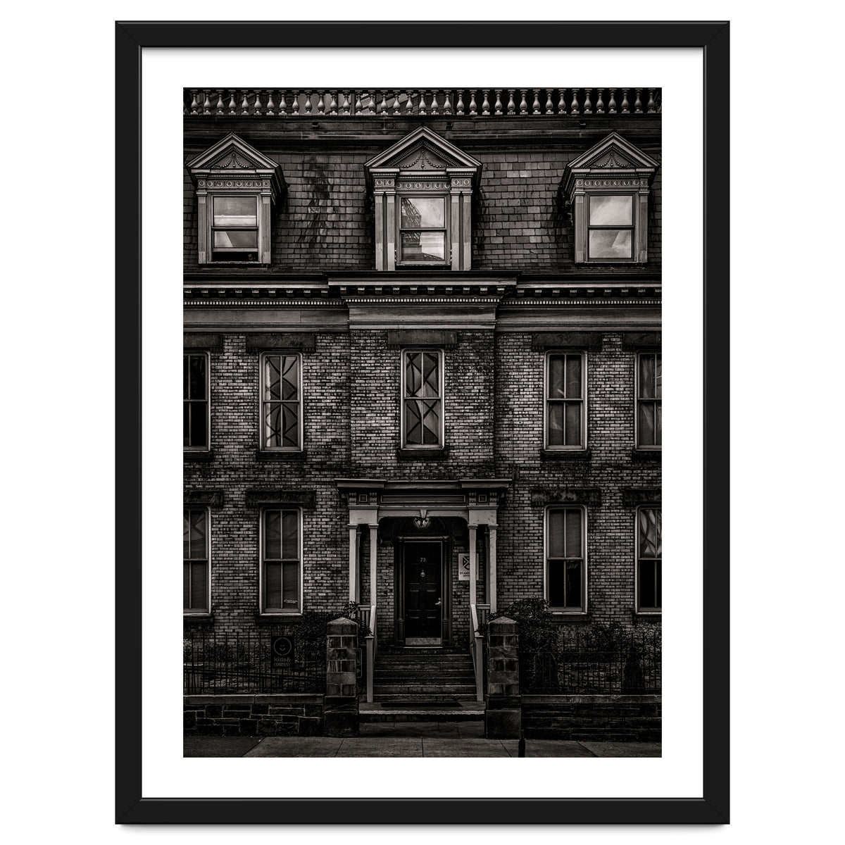 No 73 Simcoe St Toronto Canada