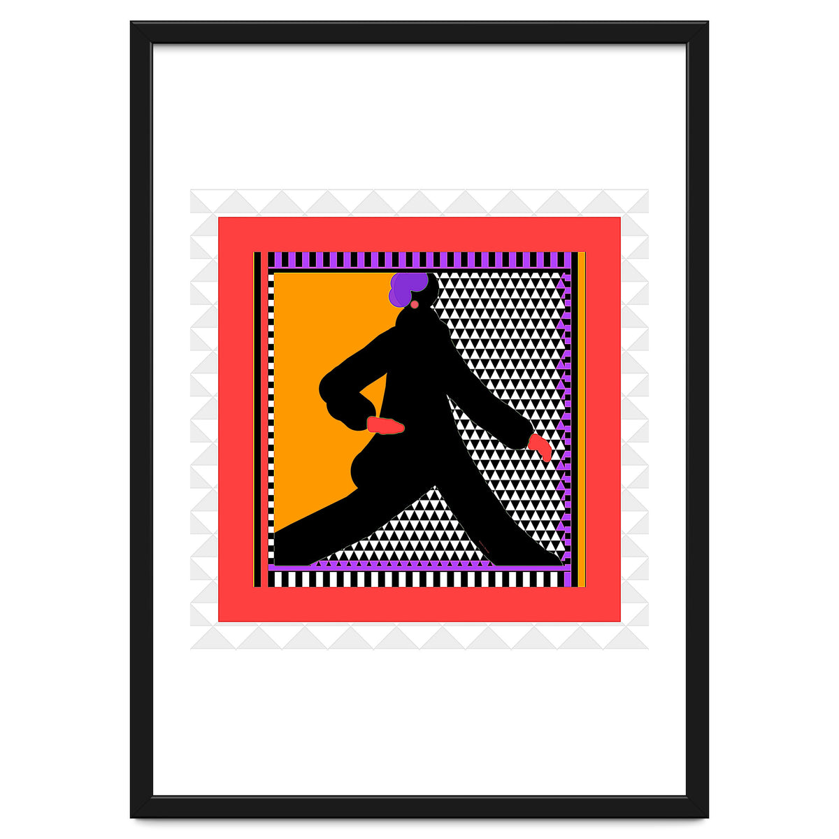 WOMAN WEARING BLACK TAKING A STROLL