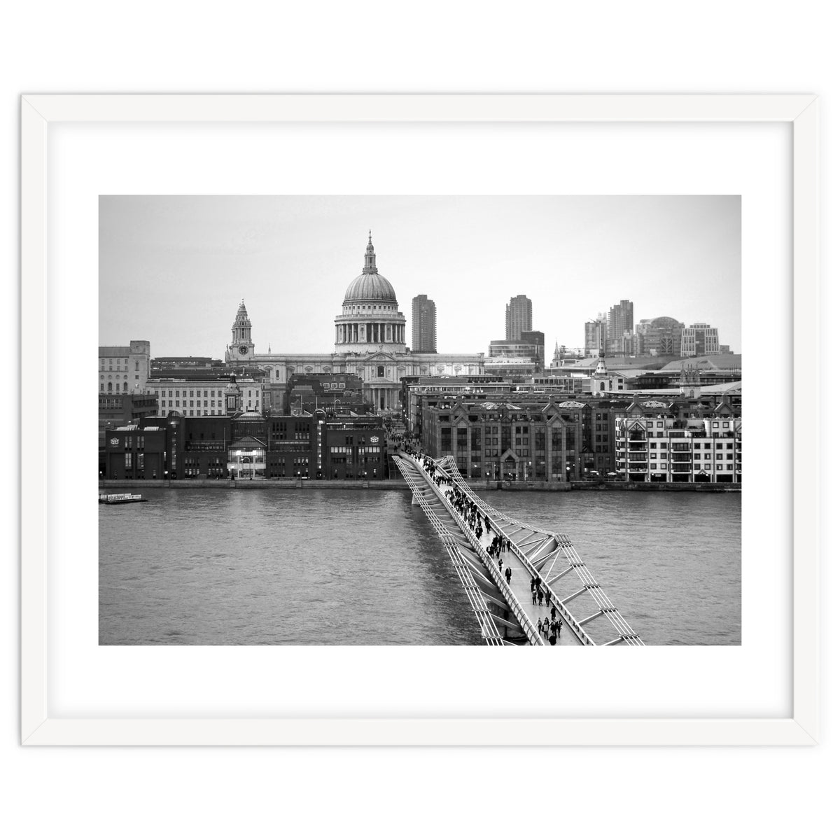London St Pauls And Millennium Bridge