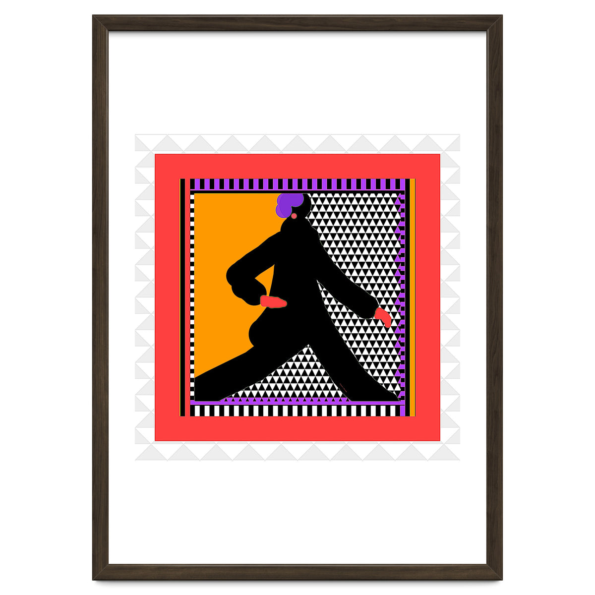 WOMAN WEARING BLACK TAKING A STROLL