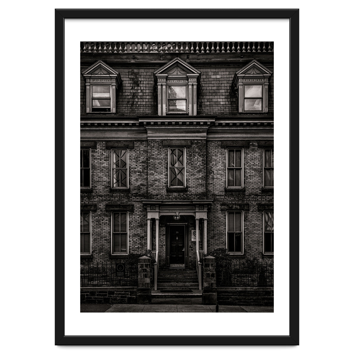 No 73 Simcoe St Toronto Canada