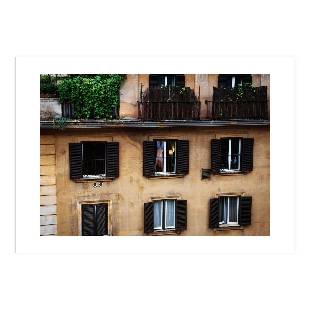 How should I deal With noisy Neighbours? (Print Only)