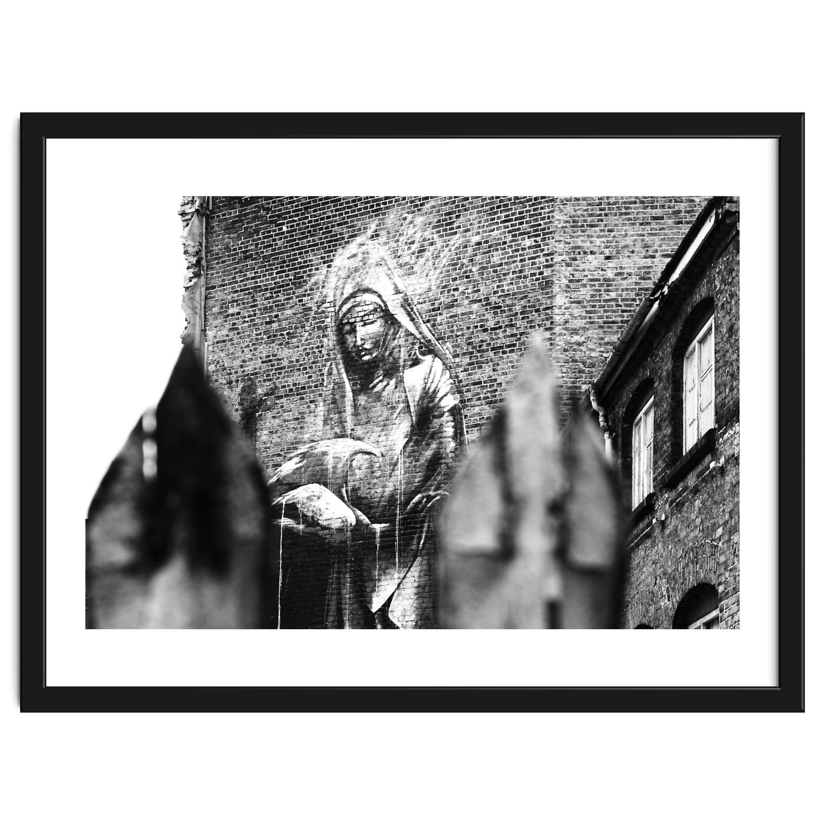 London Street Art - Giving